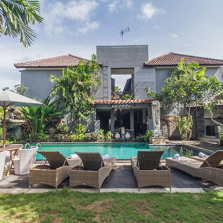 Jimbaran Lestari Hotel & Residences - Spa ภายนอก รูปภาพ
